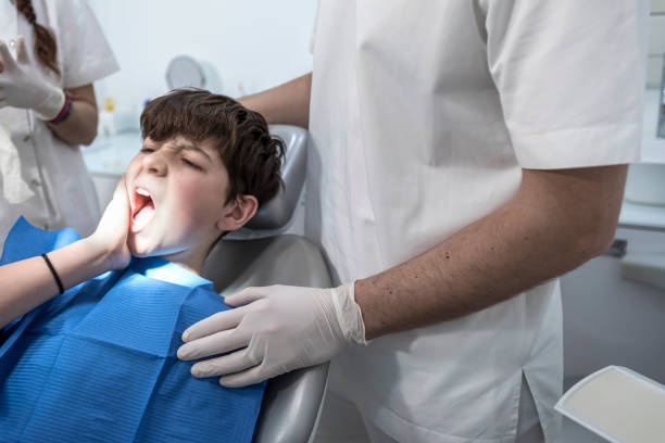 Best Broken or Cracked Tooth Emergency Dentist in Normandy Park, WA